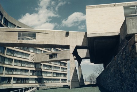 Marcel Breuer - The College on a HillThe College on a Hill